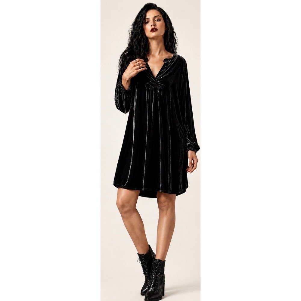 Easel Black Velvet long sleeve Tunic Dress L Goth Dark Romance Vamp Mini grunge
